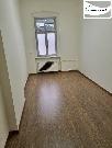 Pron�jem kancel��e 16 m2 s v�tahem, centrum Chebu
