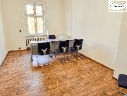 Pron�jem kancel��e 20 m2 s v�tahem, centrum Chebu