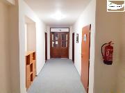 Pronjem kancele 22 m2 s vtahem, centrum Chebu