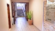 Pronjem kancele 22 m2 s vtahem, centrum Chebu