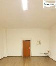 Pronjem kancele 35 m2 s vtahem, centrum Chebu