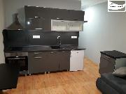 Pronjem luxusn garsoniery, 25 m2 + balkon v Ai