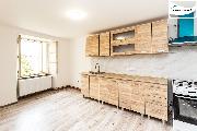 Pron�jem nov� zrekonstruovan�ch byt�, �idovsk� ulice, Cheb