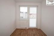 Pron�jem novostavby 5+kk s balkonem a gar�ov�m st�n�m | 92 m2 | Centrum Chebu
