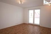 Pron�jem novostavby 5+kk s balkonem a gar�ov�m st�n�m | 92 m2 | Centrum Chebu
