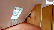 Pron�jem prostorn�ho bytu 3+1 v rodinn�m dom� se samostatn�m vstupem, Komorn� Dv�r u Chebu
