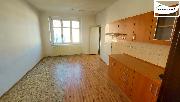 Pron�jem prostorn�ho bytu 3+1, ul. Karlova , Cheb