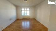 Pron�jem prostorn�ho bytu 3+1, ul. Karlova , Cheb