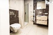 Stylov� byt 1+kk s balkonem a vlastn�m parkovac�m m�stem v novostavb� � Cheb, ul. Dukelsk�