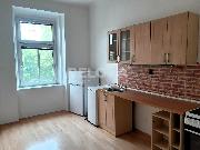 1+1, 50m2, P5, Hluboepy, Na Zlchov, sten zazen byt pro nekuky k nasthovn ihned.