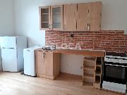 1+1, 50m2, P5, Hluboepy, Na Zlchov, sten zazen byt pro nekuky k nasthovn ihned.