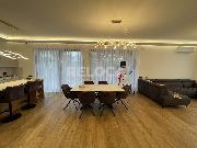 Dvojdm, novostavba a rekonstruovan RD, 2x 200m2, pozemek 750m2, Zelene.