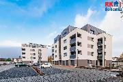 Prodej novostavby bytu 3+kk s lodi v eskm Brod, v. parkovacho stn a sklepu