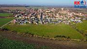 Prodej pozemku pro vstavbu rodinnho domu v obci Roalovice, vmra 928 m2.