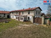Prodej rodinnho domu s pozemky o celkov vme 4945 m2 v obci Chr᚝any u eskho Brodu.