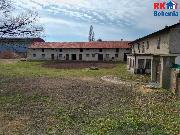 Prodej rodinnho domu s pozemky o celkov vme 4945 m2 v obci Chr᚝any u eskho Brodu.