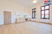 Pronjem nov zrekonstruovanho bytu 1+kk o vme 39,89 m2 v eskm Brod na nmst.