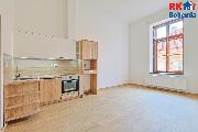 Pronjem nov zrekonstruovanho bytu 1+kk o vme 30,75 m2 v eskm Brod na nmst.