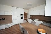 2+kk, 56,5 m2 s balkonem 8,4 m2  v novostavb� Britsk� �tvr�, n�m.Junkov�ch, Praha 5 - Stod�lky