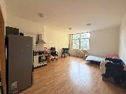 2+kk, 62 m2, 2.p. s v�tahem a spole�nou terasou v 5.pat�e, Praha 10 - Vinohrady, ul.Voron�sk�