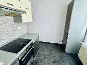 Exkluzivn, prodej bytu 3+1 slodi a sklepem, 88m2, ul. Dlouh  Lzn Kynvart