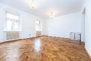 Nab�dka pron�jmu nov� zrekonstruovan�ho bytu 2+kk 5 min. od stanice metra And�l/Na Kn�ec�.