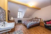 Prodej atypickho RD 7+kk se sklepem, 163 m2, pozemek 252 m2, Jchymov (okr. Karlovy Vary)