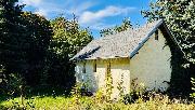 Prodej domu 4+1, stodola, sklen�k, gar�, pozemek 2 542 m?, obec T�i Sekery
