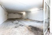Prodej gar�e pro 4 auta � Praha 4, Podol�