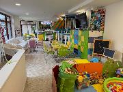 Prodej obchodn�ho prostoru 186 m? s parkovac�m st�n�m,  Mari�nsk� L�zn� - ul.Dvo��kova