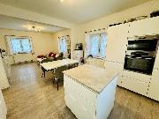 Prodej rodinn�ho domu, 4+kk, po rekonstrukci, vybaven�, gar�, sklep, ul. Havl��kova Velk� Hle�sebe