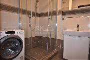 Pron�jem ateli�ru 1+kk, 31 m2, s balkonem 3 m2 a sklepem 4 m2 v novostavb�, P-10, ul. Horolezeck�