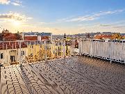 Pron�jem atypick�ho bytu 4+kk, 111 m2 s terasou 40 m2 a sklepem, Praha 10 - Vr�ovice, ul. Slovinsk�