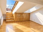 Pron�jem atypick�ho bytu 4+kk, 111 m2 s terasou 40 m2 a sklepem, Praha 10 - Vr�ovice, ul. Slovinsk�