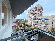 Pron�jem bytu 1+kk, 40 m2 s balkonem a parkovac�m st�n�m, Praha 10 - Horn� M�cholupy, ul. Modensk�
