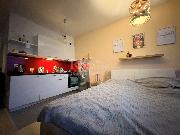 Pron�jem bytu 1+kk, 40 m2 s balkonem a parkovac�m st�n�m, Praha 10 - Horn� M�cholupy, ul. Modensk�