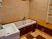 Pron�jem bytu, 3+1, 100 m2, sklep, balk�n 8m2, sp�, ul. Kamenn� � Cheb