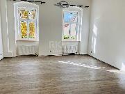 Pron�jem bytu 3+1, 100m2, po rekonstrukci, parkovac� st�n�, 1.patro, Lesn� ulice � Mari�nsk� L�zn�