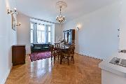 Pron�jem bytu 3+kk se dv�ma balk�ny v kr�sn�m dom� u Riegrov�ch sad�.
