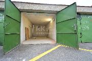 Pron�jem gar�e nebo skladu, 21 m2 + m�sto p�ed gar�� 8 m2,  Praha 4 - Michle,  ul.Kapitulsk�