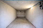 Pron�jem gar�e nebo skladu, 21 m2 + m�sto p�ed gar�� 8 m2,  Praha 4 - Michle,  ul.Kapitulsk�