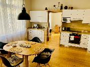 Pron�jem kompletn� vybaven�ho bytu 2+1 po rekonstrukci, 70m2, 1.NP, Lu�n� ulice - Mari�nsk� L�zn�