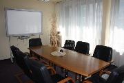 Pron�jem mal�ch kancel��� v centru Prahy u n�m�st� I.P. Pavlova.
