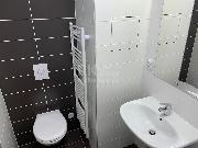 Pron�jem modern�ho bytu 1+kk (37 m2) s lod�i� (6 m2) - Ch�n�, Praha-z�pad