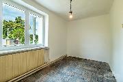 Prodej bytu 3+1 D�ev�ice u Dub�, 70 M2, t�i sklepy, zahrada