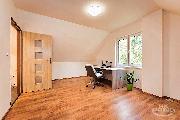 Prodej chata 3+1, na pozemku 477 m2, Chyava, okr Beroun.