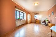 Prodej historick�ho statku s velk�m pozemkem 4339 m2, Bratkovice u Velvar, okr. Kladno