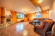 Prodej historick�ho statku s velk�m pozemkem 4339 m2, Bratkovice u Velvar, okr. Kladno