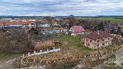 Prodej historick�ho statku s velk�m pozemkem 4339 m2, Bratkovice u Velvar, okr. Kladno
