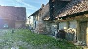 Prodej statku se stodolou k rekonstrukci. Pozemek 1145 m2.